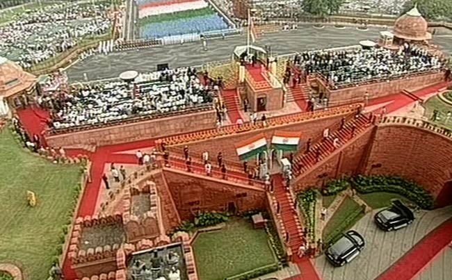 66वें स्वतंत्रता दिवस पर देश पर चढ़ा आजादी का रंग