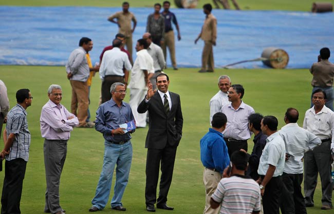 तस्‍वीरों में 'वेरी वेरी स्‍पेशल' वीवीएस लक्ष्‍मण का जीवन...