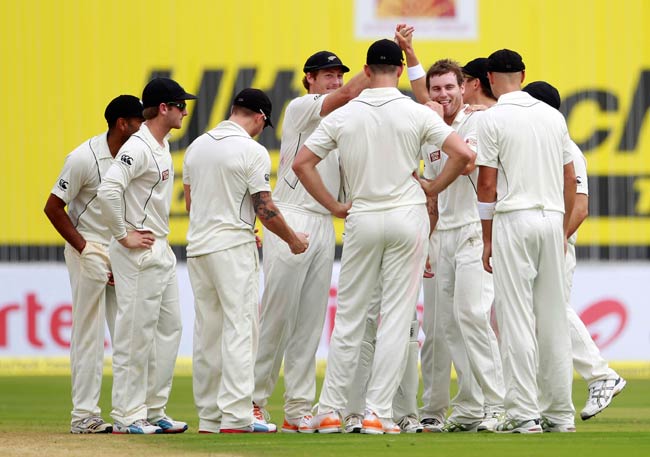 हैदराबाद टेस्टः चेतेश्वर पुजारा ने जमाया शतक