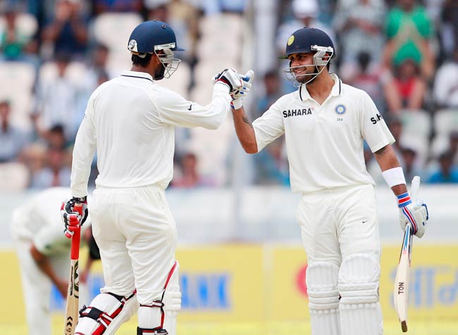 हैदराबाद टेस्टः चेतेश्वर पुजारा ने जमाया शतक