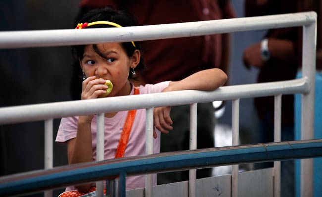 कर्नाटक से पूर्वोत्तर वासियों का पलायन जारी  | असम हिंसा