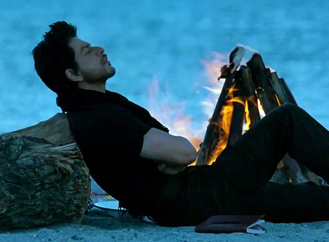 'जब तक है जान' में शाहरुख की नई प्रेम कहानी‎ | शाहरुख