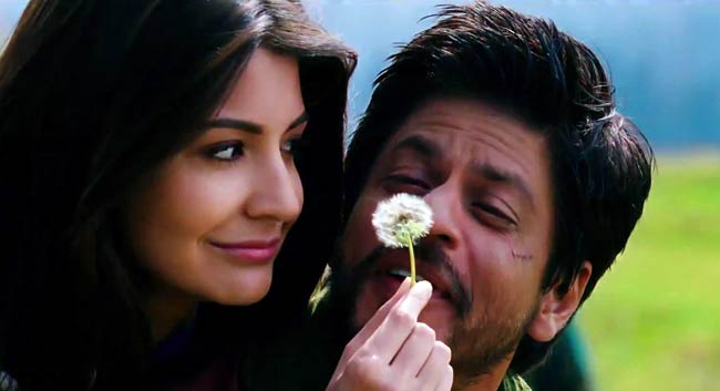 'जब तक है जान' में शाहरुख की नई प्रेम कहानी‎ | शाहरुख