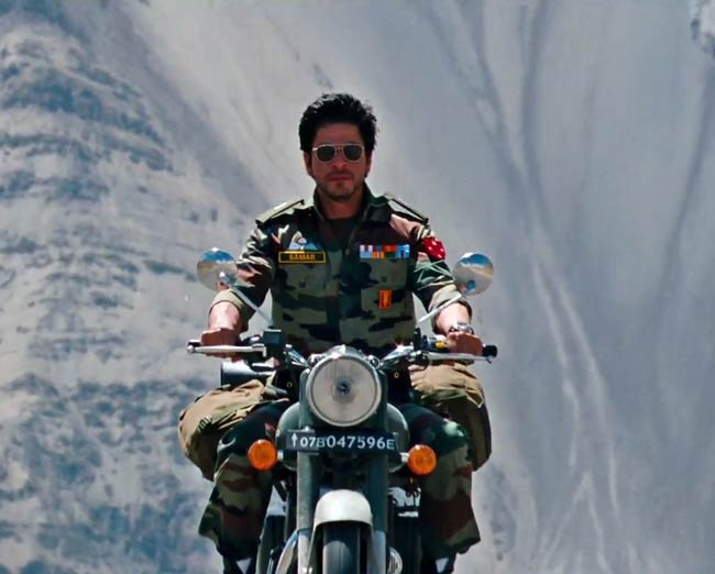 'जब तक है जान' में शाहरुख की नई प्रेम कहानी‎ | शाहरुख