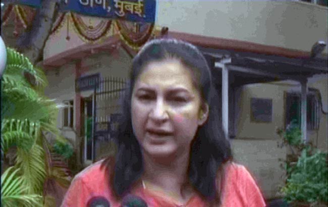 19 अगस्त 2012: तस्वीरों में दिनभर की बड़ी खबरें | पढ़ें