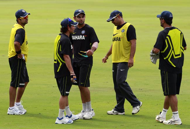 21 अगस्त 2012: तस्वीरों में दिनभर की बड़ी खबरें   | पढ़ें