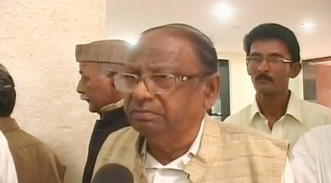 08 अगस्‍त 2012: तस्वीरों में दिनभर की अहम खबरें | पढ़ें