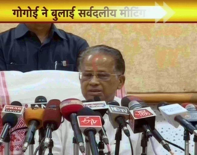 17 अगस्त 2012: तस्वीरों में दिनभर की अहम खबरें | पढ़ें