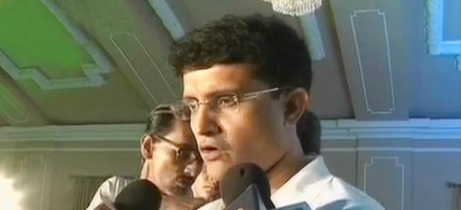 10 अगस्‍त 2012: तस्वीरों में दिनभर की अहम खबरें | पढ़ें