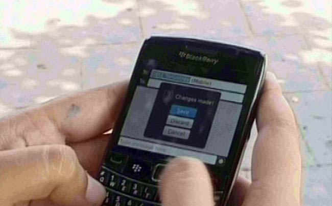 17 अगस्त 2012: तस्वीरों में दिनभर की अहम खबरें | पढ़ें