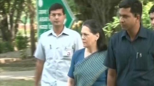 06 अगस्‍त 2012: तस्वीरों में दिनभर की अहम खबरें  | पढ़ें