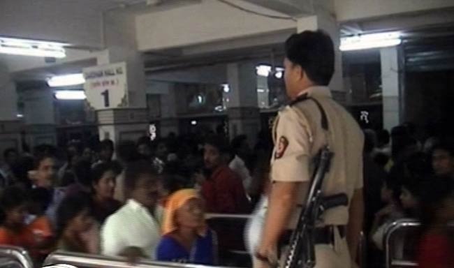 02 अगस्‍त 2012: तस्वीरों में दिनभर की अहम खबरें | पढ़ें