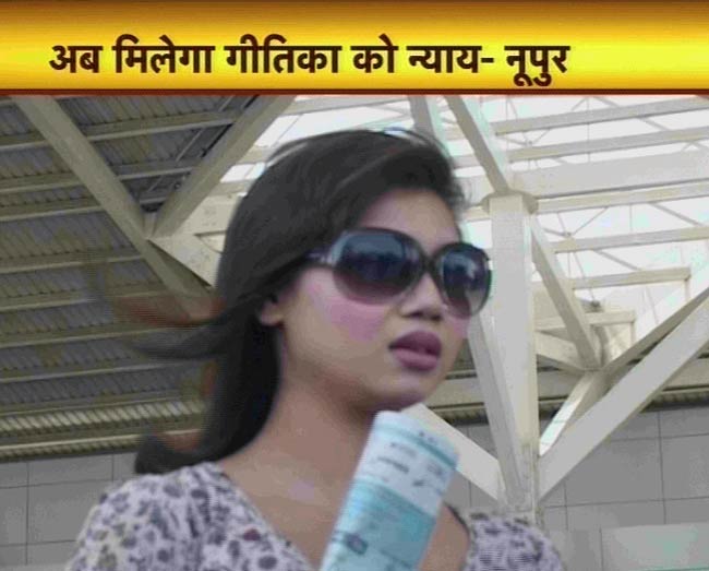 19 अगस्त 2012: तस्वीरों में दिनभर की बड़ी खबरें | पढ़ें