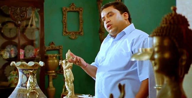 देखें 'ओह माय गॉड' का फर्स्टलुक | लाखों की बाइक पर अक्की