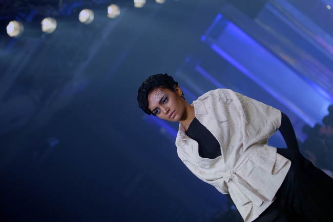 लैक्‍मे फैशन वीक के अंतिम दिन करीना का जलवा | विशेष कवरेज