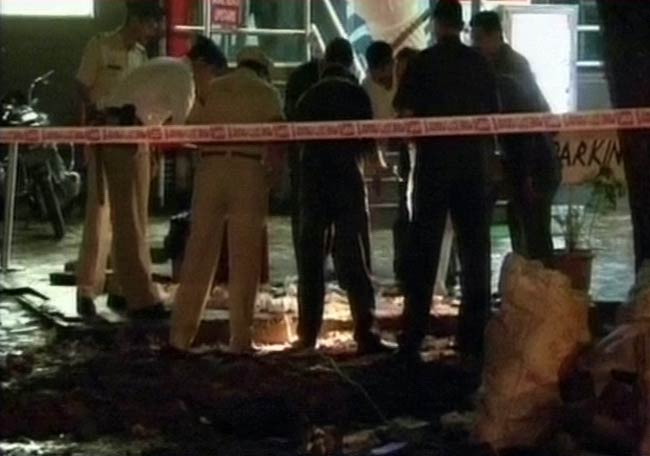 4 धमाकों से सहमा पुणे, अलर्ट जारी