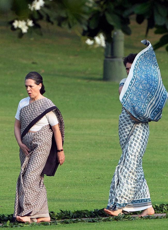 देश ने राजीव गांधी को याद किया