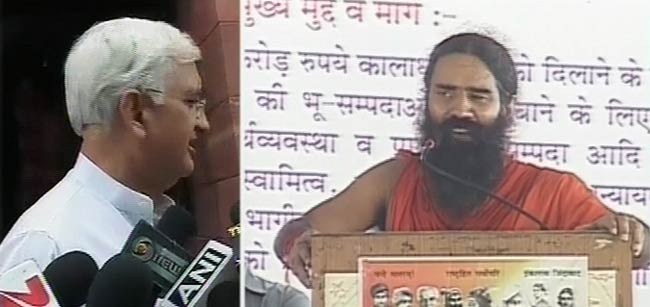 रामदेव के आंदोलन पर टिकी जनता की आस | पहले दिन का अपडेट