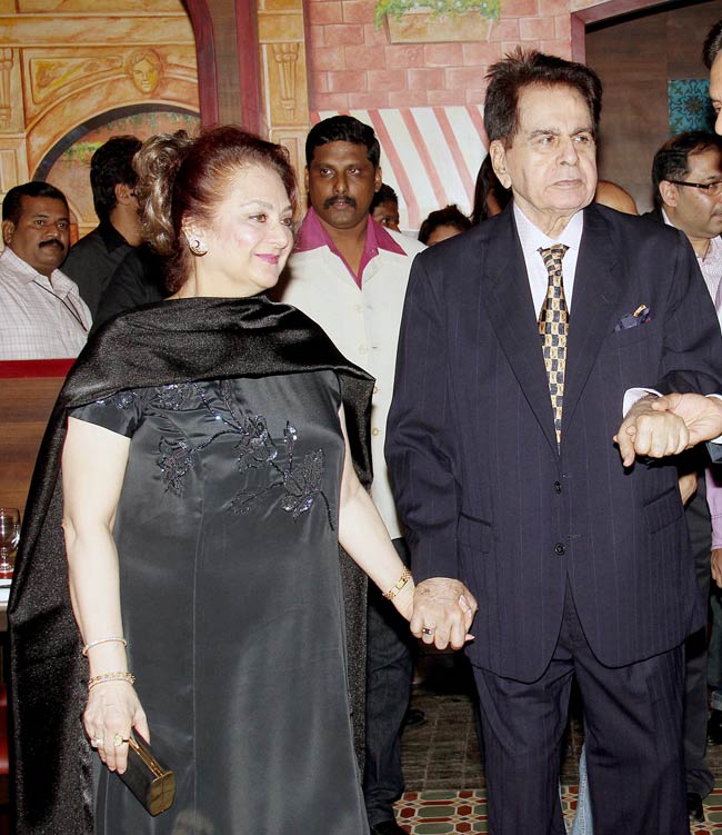 Happy Birthday  टू सायरा बानो | बॉलीवुड की हसीन परियां