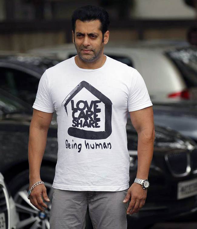 सलमान ने परिवार के साथ मनाया ईद