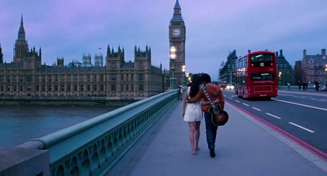 'जब तक है जान' में शाहरुख की नई प्रेम कहानी‎ | शाहरुख