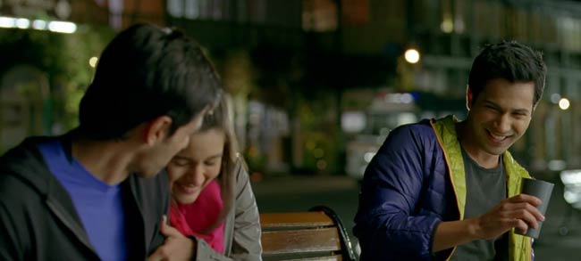 'स्टूडेंट ऑफ द ईयर' का फर्स्ट लुक | बॉलीवुड की हसीन परियां