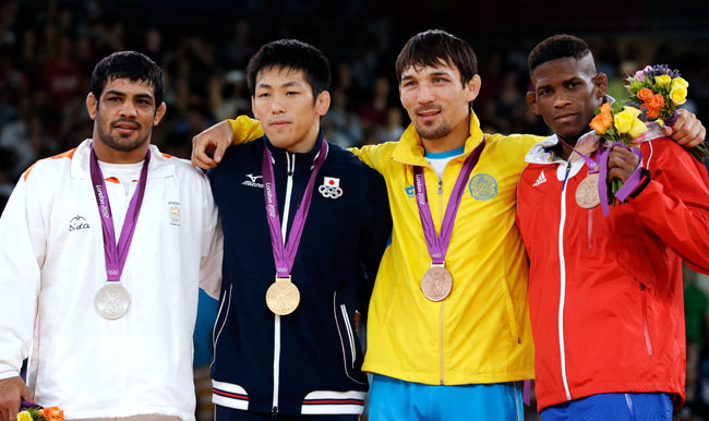 सुशील ने सिल्वर मेडल जीतकर रचा इतिहास