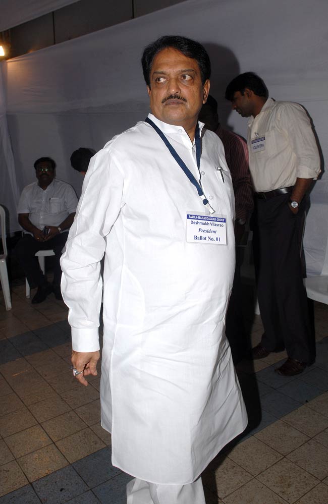 विलासराव देशमुख का निधन | किसने क्‍या कहा?