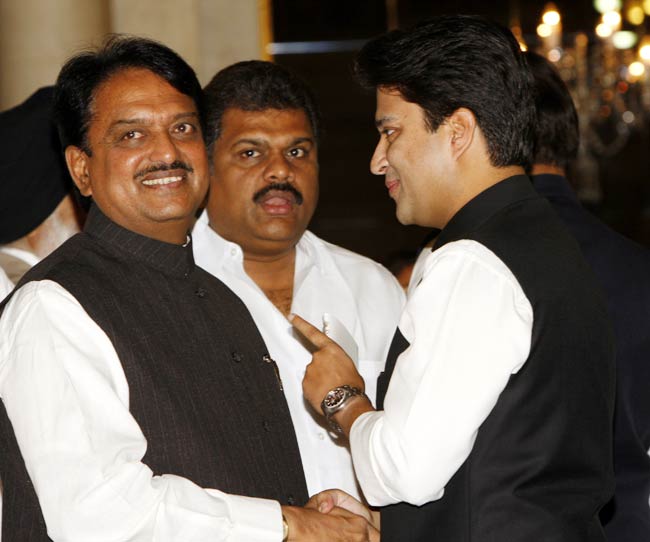 विलासराव देशमुख का निधन | किसने क्‍या कहा?