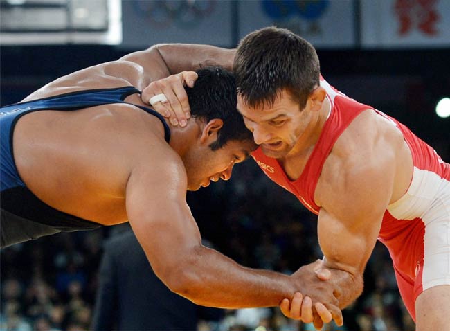 अमित और नरसिंह यादव दोनों ने किया निराश