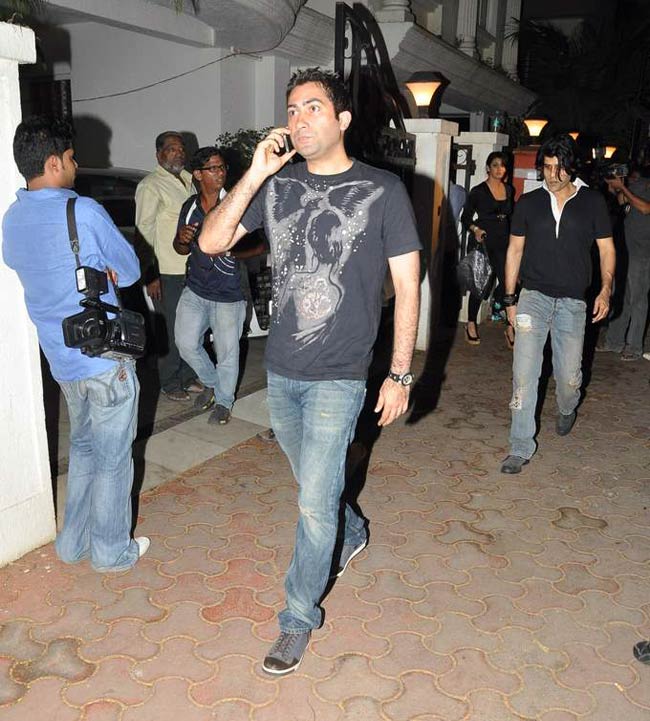 रणबीर की बर्थ-डे पार्टी में सितारों का जमघट | 30 के रणबीर