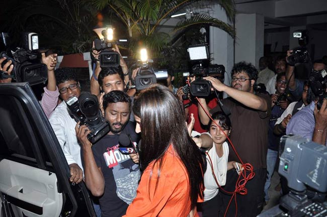 रणबीर की बर्थ-डे पार्टी में सितारों का जमघट | 30 के रणबीर