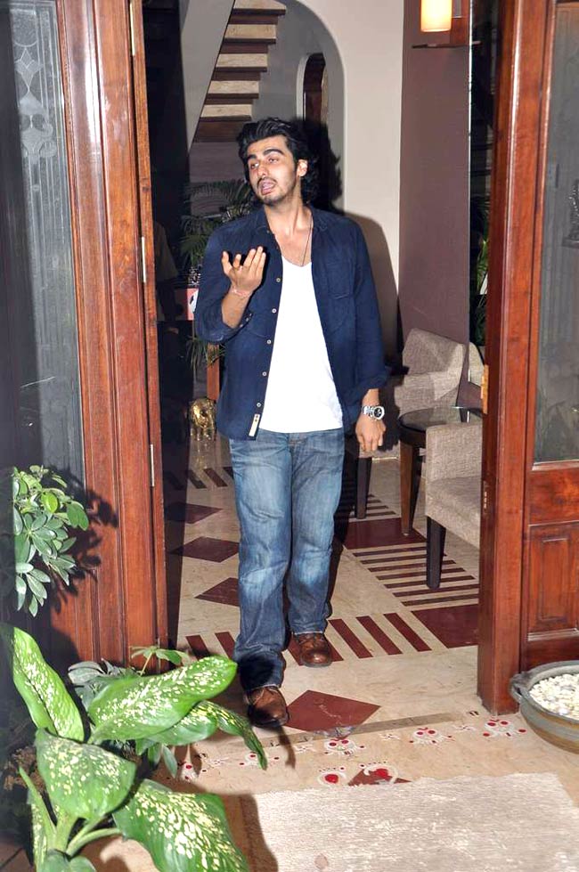 रणबीर की बर्थ-डे पार्टी में सितारों का जमघट | 30 के रणबीर