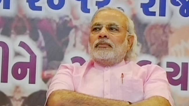 तस्‍वीरों में बीते सप्‍ताह की बहुचर्चित खबरें...