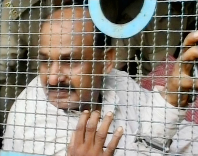 तस्‍वीरों में बीते सप्‍ताह की बहुचर्चित खबरें...