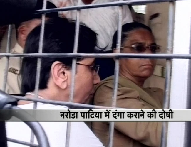 तस्‍वीरों में बीते सप्‍ताह की बहुचर्चित खबरें...