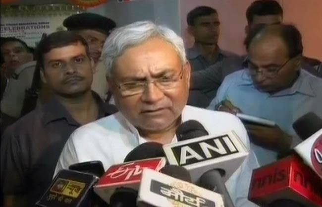 तस्‍वीरों में बीते सप्‍ताह की बहुचर्चित खबरें...