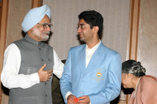 ओलंपिक में देश के एकमात्र गोल्ड मेडलिस्ट अभिनव बिंद्रा