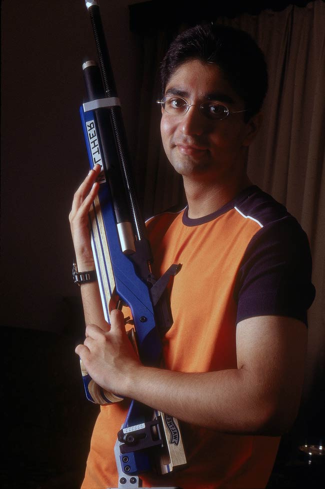 ओलंपिक में देश के एकमात्र गोल्ड मेडलिस्ट अभिनव बिंद्रा