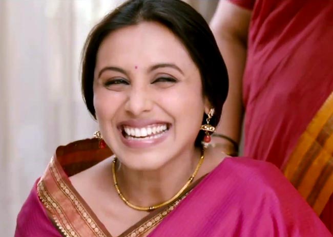 'अय्या' में नजर आएंगी अनदेखी रानी | रानी का बेली डांस