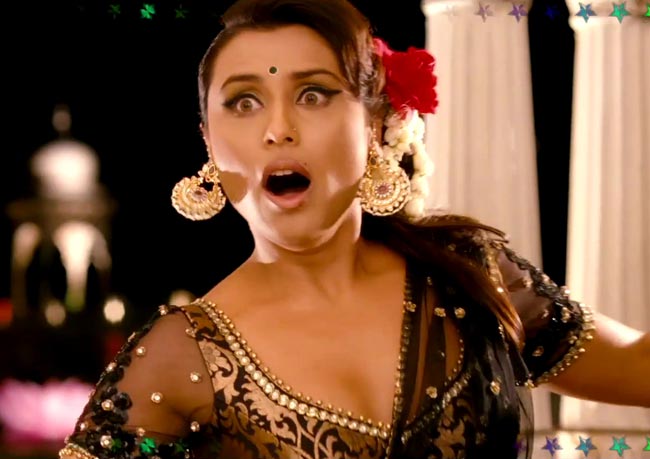 'अय्या' में नजर आएंगी अनदेखी रानी | रानी का बेली डांस