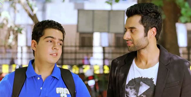 'अजब गजब लव' का फर्स्ट लुक  | दक्षिण का जलवा