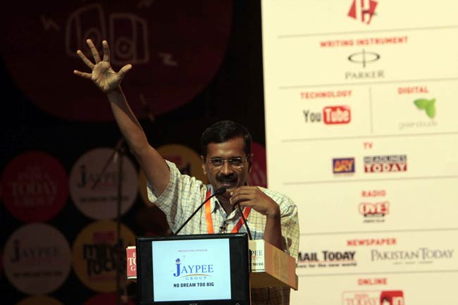 अरविंद केजरीवाल ने की राजनीति में बदलाव की अपील