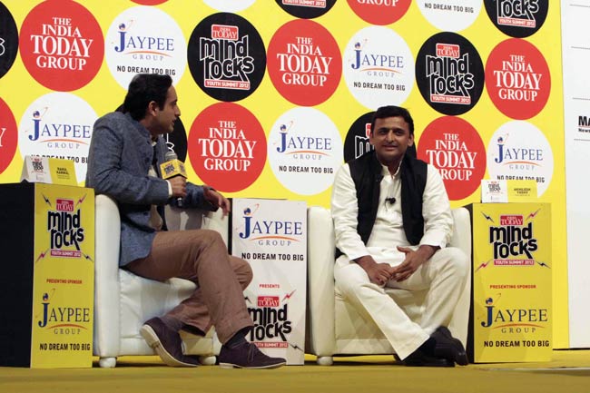 इंडिया टुडे माइंड रॉक्‍स समिट 2012 का भव्‍य शुभारंभ