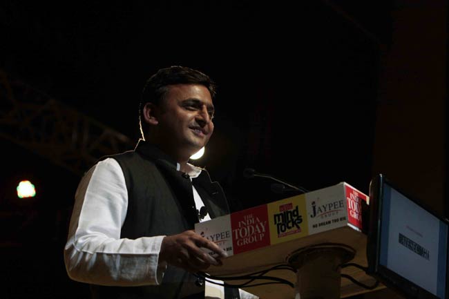 इंडिया टुडे माइंड रॉक्‍स समिट 2012 का भव्‍य शुभारंभ