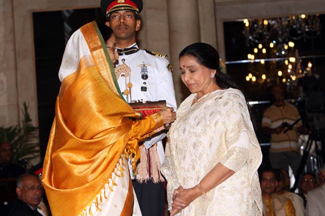 चुरा लिया है दिल को जो तुमने... | बहुत याद आते हैं किशोर दा