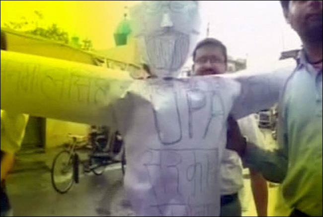 देशव्यापी बंद से अस्त-व्यस्त हुआ भारत