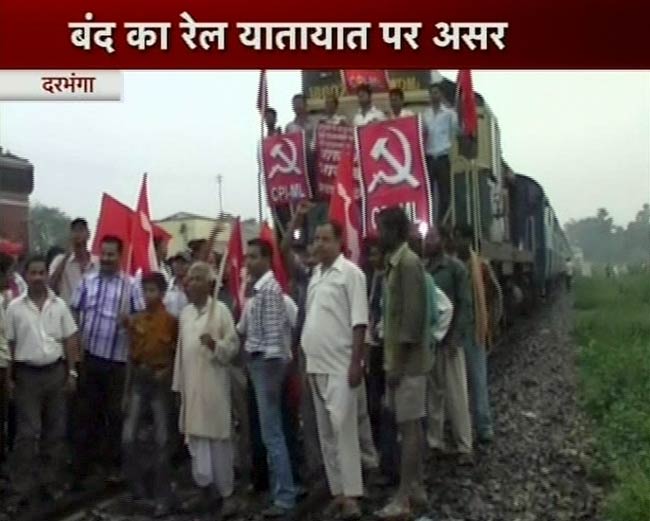 देशव्यापी बंद से अस्त-व्यस्त हुआ भारत