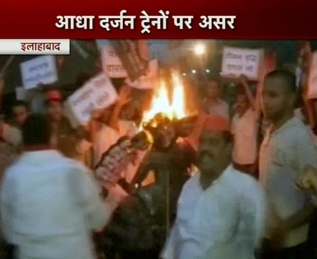 देशव्यापी बंद से अस्त-व्यस्त हुआ भारत