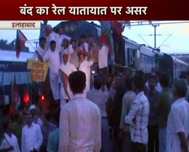 देशव्यापी बंद से अस्त-व्यस्त हुआ भारत